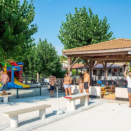 Сasa de vacaciones Maison 2ch Piscine Bord De Village *